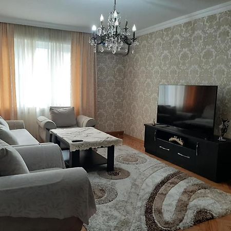 Apartment Жужуна Batumi Luaran gambar