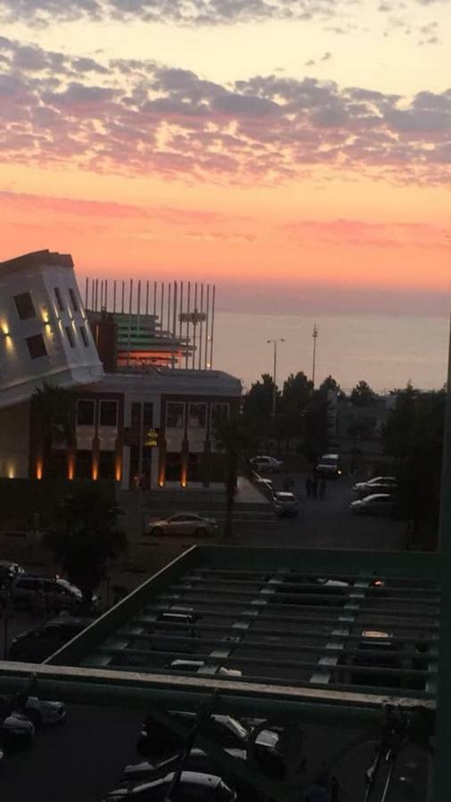 Apartment Жужуна Batumi Luaran gambar